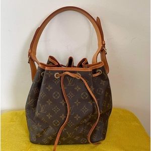 Louis Vuitton Purse